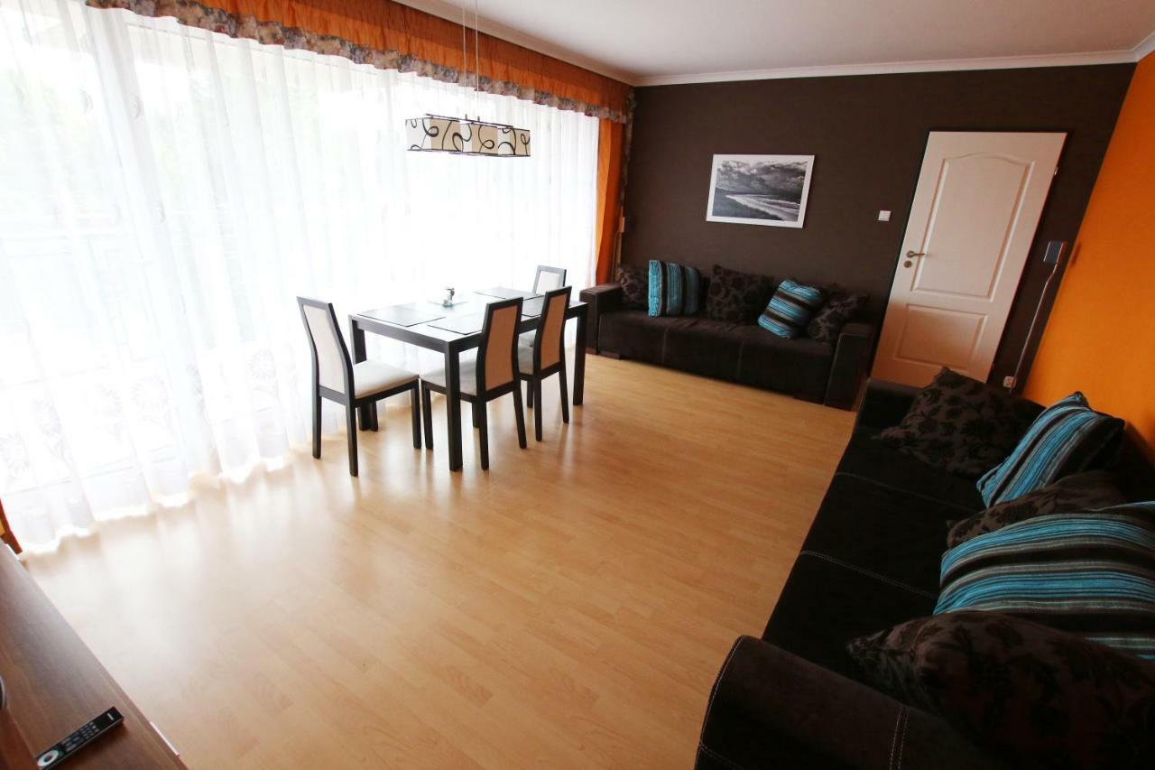 Apartament Kapitanski Kolobrzeg Exterior photo